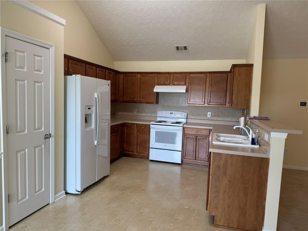627 Majesty Crossing Winder, GA 30680 - Photo 8 of 43
