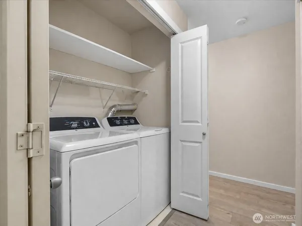 $320,000 | 15415 35th Avenue West, Unit G101, Lynnwood, WA 98087