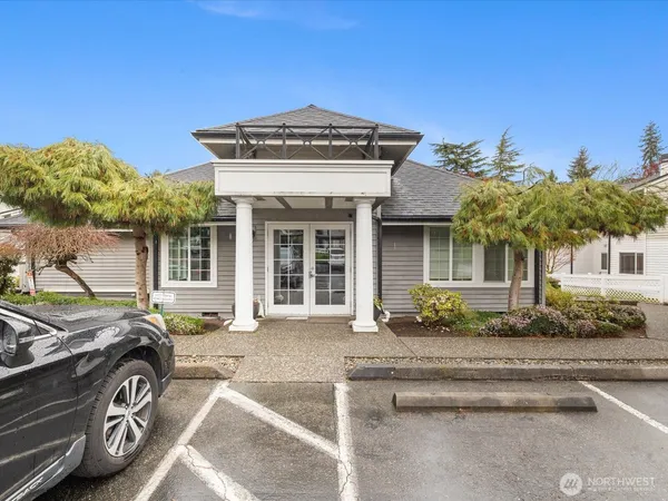 $320,000 | 15415 35th Avenue West, Unit G101, Lynnwood, WA 98087