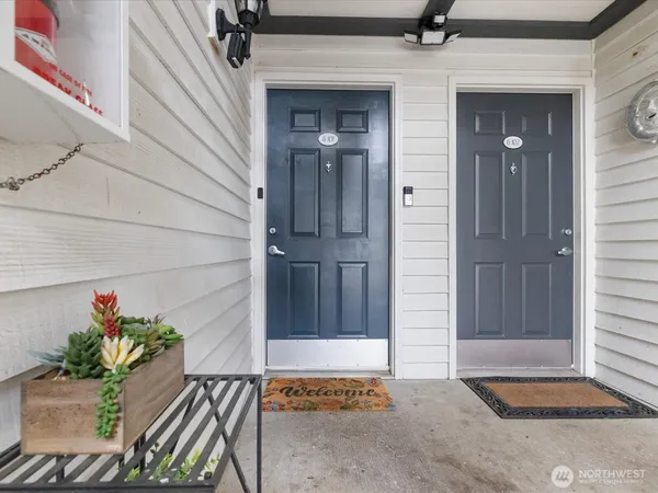 $320,000 | 15415 35th Avenue West, Unit G101, Lynnwood, WA 98087