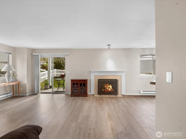 $320,000 | 15415 35th Avenue West, Unit G101, Lynnwood, WA 98087