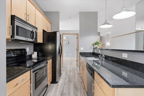$195,000 | 270 4th Street East, Unit 101, St. Paul, MN 55101