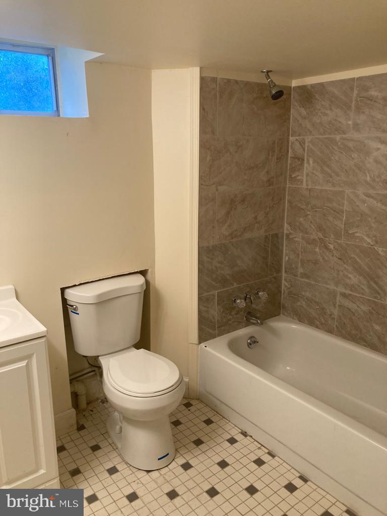 4500 Fairfax Road Baltimore, MD 21216 - Photo 5 of 17