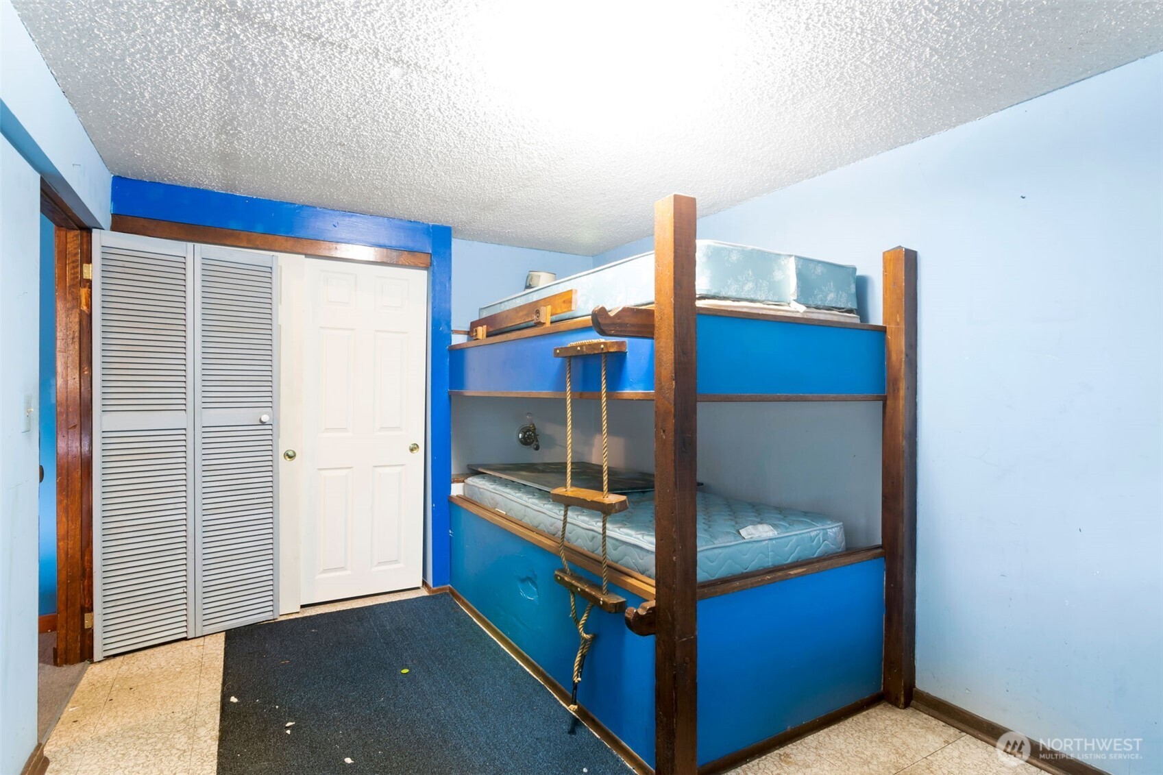 2124 North 167th Street Shoreline, WA 98133 - Photo 13 of 15