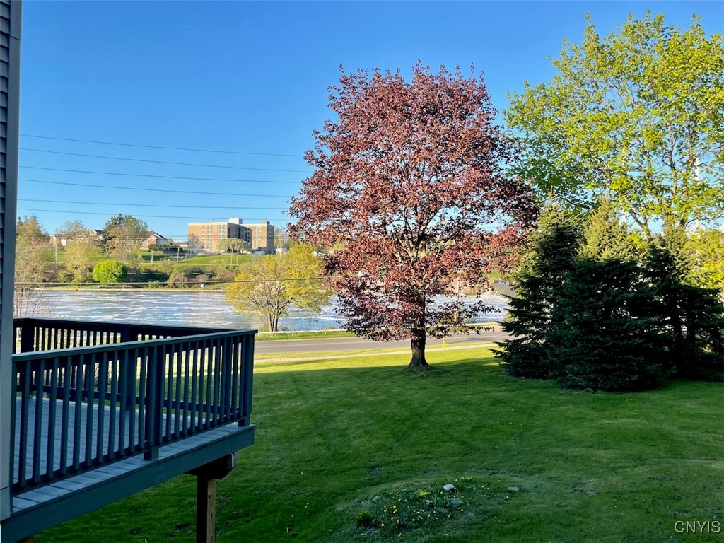 10 Pond Path Oswego, NY 13126 - Photo 5 of 26