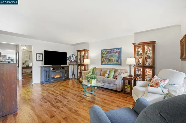 $349,999 | Rossmoor, Walnut Creek, CA 94595