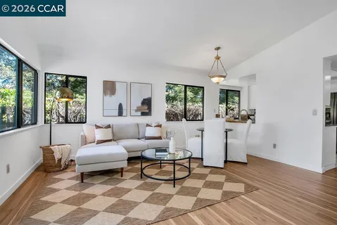$888,000 | 2200 Forsythia Way, Martinez, CA 94553