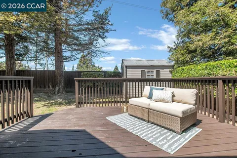 $888,000 | 2200 Forsythia Way, Martinez, CA 94553