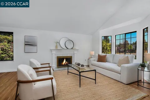$888,000 | 2200 Forsythia Way, Martinez, CA 94553