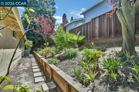 $888,000 | 2200 Forsythia Way, Martinez, CA 94553