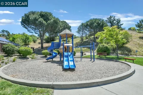 $888,000 | 2200 Forsythia Way, Martinez, CA 94553