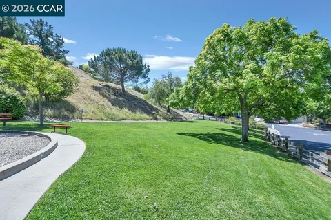$888,000 | 2200 Forsythia Way, Martinez, CA 94553