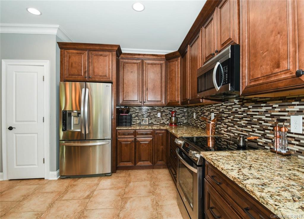 2526 Starnes Road Edgemoor, SC 29712 - Photo 9 of 23 Gallery Image 9