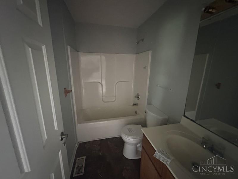 7310 Fairground Road Blanchester, OH 45107 - Photo 6 of 13 Gallery Image 6