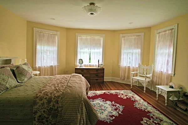 4 Mann Street Hingham, MA 02043 - Photo 14 of 23