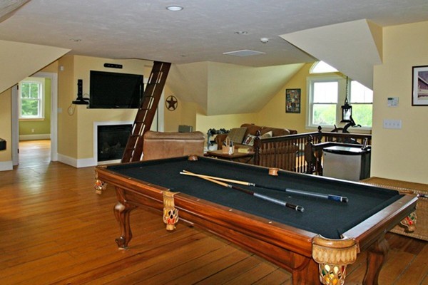 4 Mann Street Hingham, MA 02043 - Photo 18 of 23