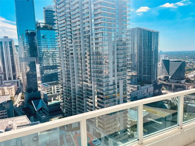 $769,000 | 41 Southeast 5th Street, Unit 2008, Miami, FL 33131