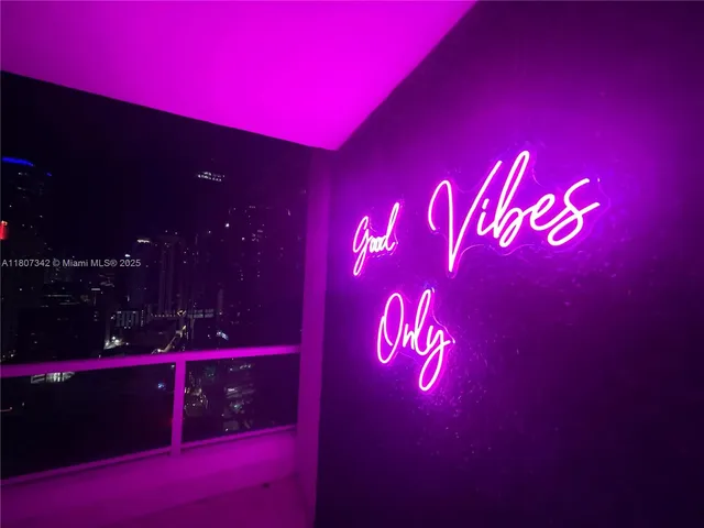 $769,000 | 41 Southeast 5th Street, Unit 2008, Miami, FL 33131