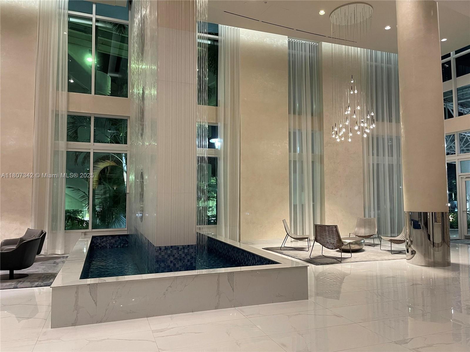 41 Southeast 5th Street, Unit 2008 Miami, FL 33131 - Photo 48 of 54