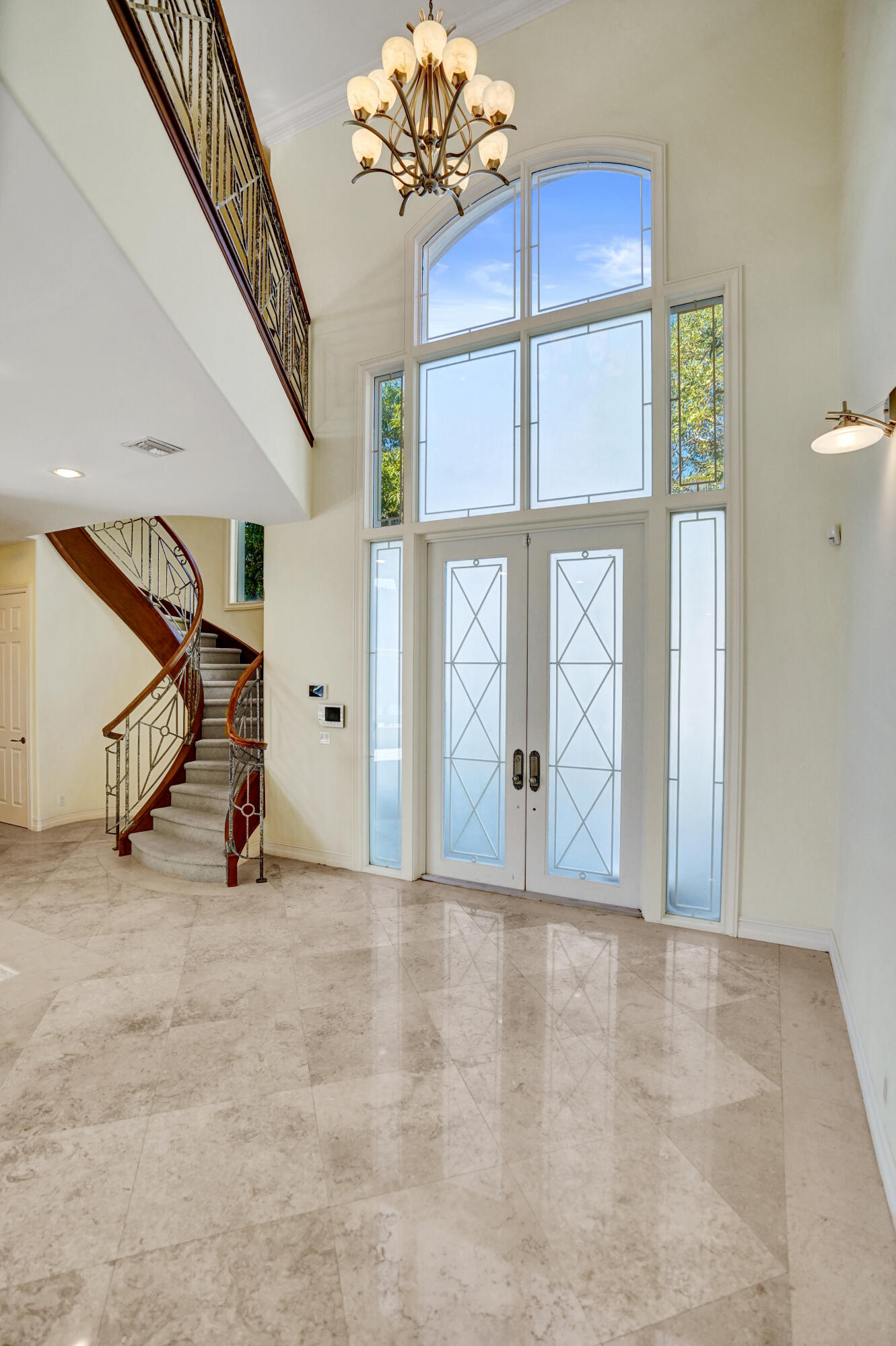 2330 Northeast 31st Court Lighthouse Point, FL 33064 - Photo 17 of 48 Interior