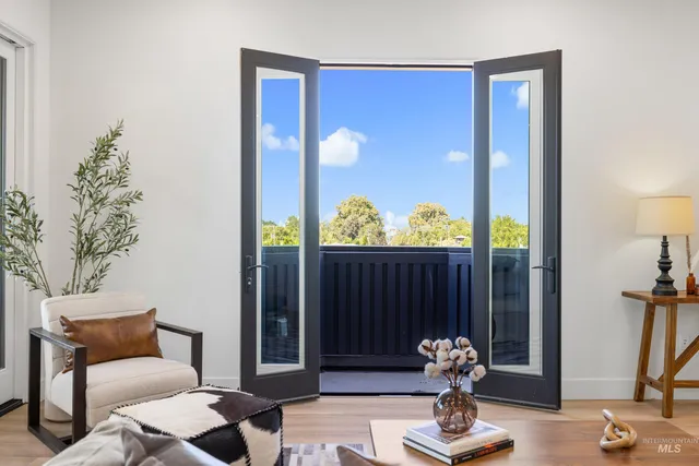 $1,115,000 | 55 East State Street, Unit 301, Eagle, ID 83616