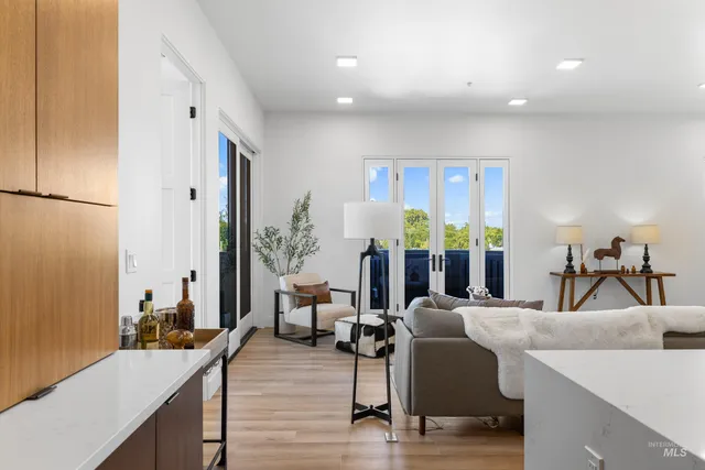 $1,115,000 | 55 East State Street, Unit 301, Eagle, ID 83616