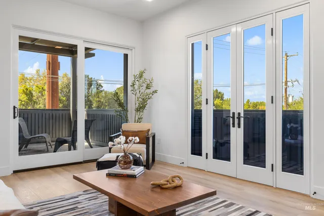 $1,115,000 | 55 East State Street, Unit 301, Eagle, ID 83616