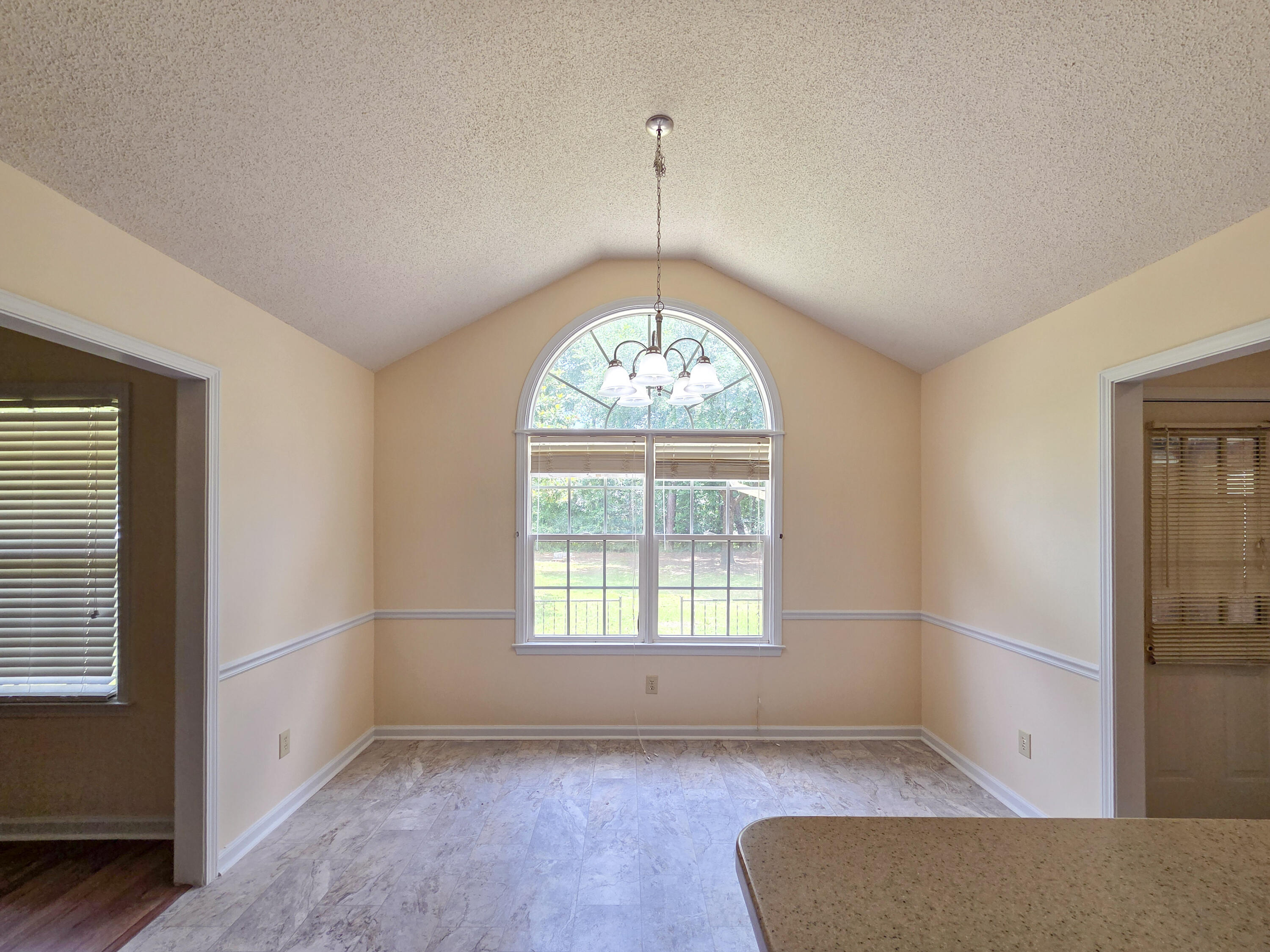 924 Saltwood Road Sumter, SC 29154 - Photo 12 of 27