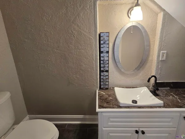 $3,750 | 9235 Worthington Lake Avenue, Baton Rouge, LA 70810