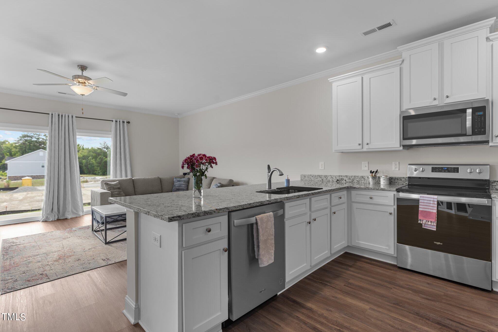 5305 Marion Stone Way Raleigh, NC 27616 - Photo 10 of 32 28-web-or-mls-8Y3A9525