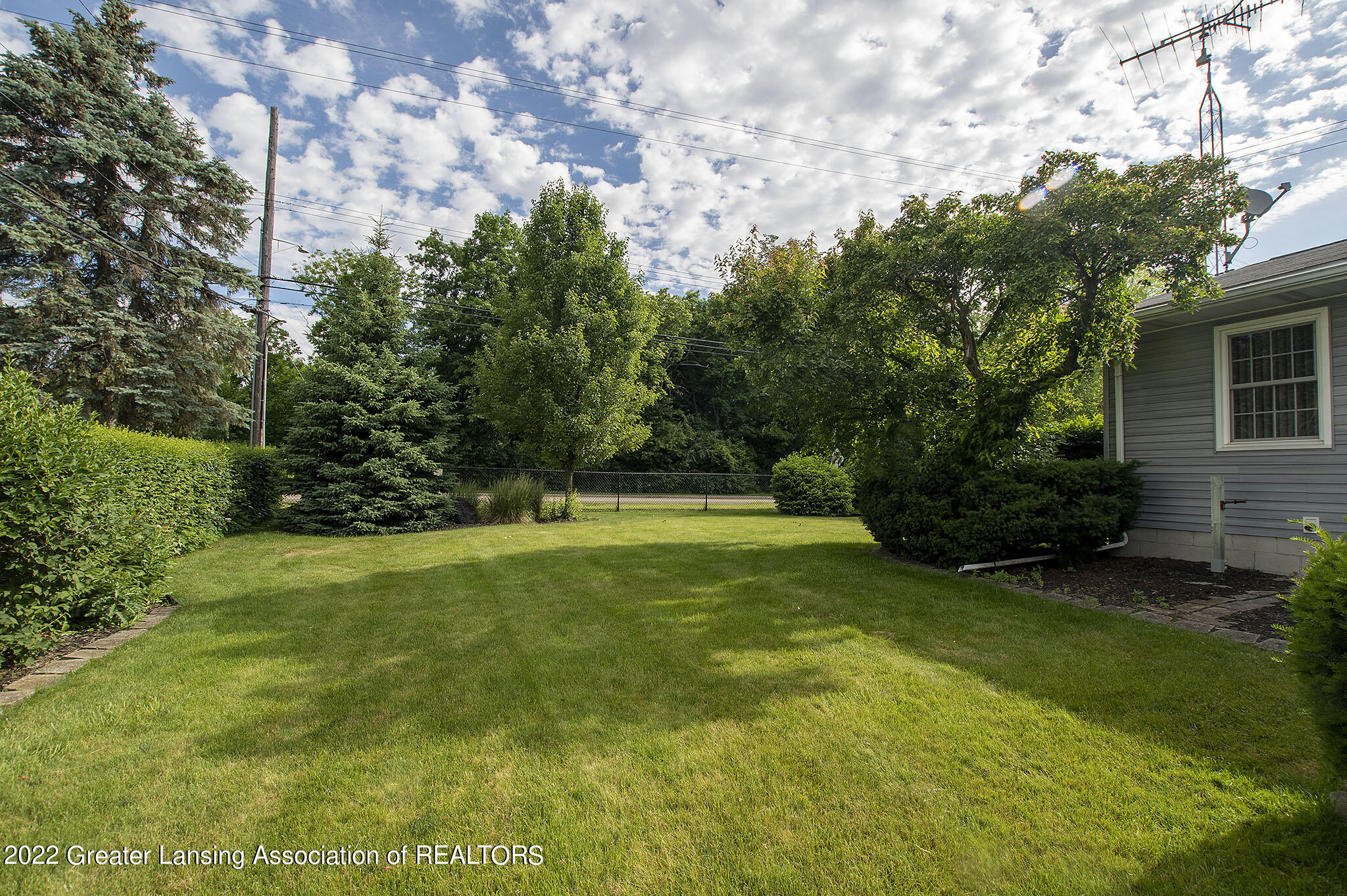1900 Pleasant Grove Road Lansing, MI 48911 - Photo 43 of 45 PleasantGrove-45