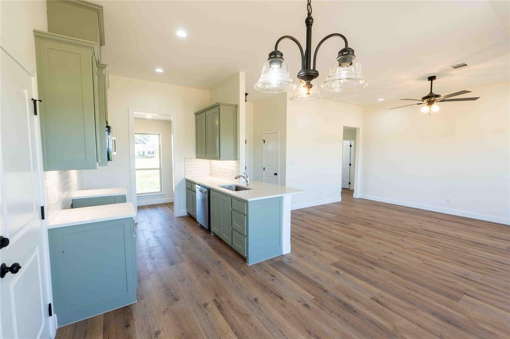 507 Crusher Road Jacksboro, TX 76458 - Photo 12 of 28