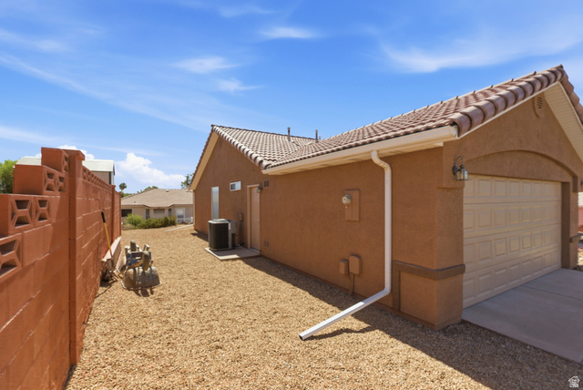 17 South 2000 East St. George, UT 84790 - Photo 29 of 38