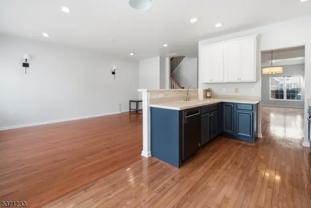 $399,900 | 5 Indian Field Drive, Hamburg, NJ 07419