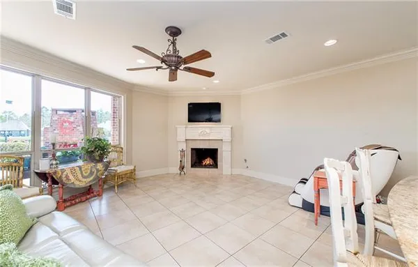 $550,000 | 451 Lake Orleans Boulevard, Ponchatoula, LA 70454