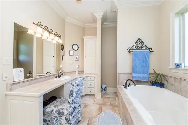 $550,000 | 451 Lake Orleans Boulevard, Ponchatoula, LA 70454