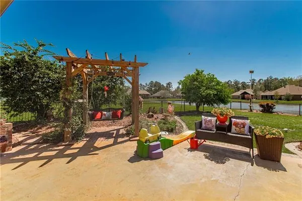 $550,000 | 451 Lake Orleans Boulevard, Ponchatoula, LA 70454