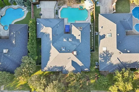 $939,000 | 5723 Twin Brooks Drive, Dallas, TX 75252