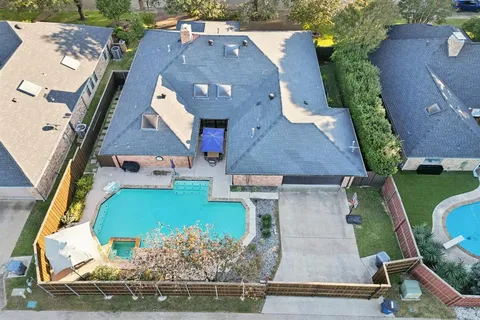 $939,000 | 5723 Twin Brooks Drive, Dallas, TX 75252