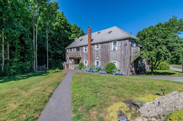 $2,425 | 660 Jerusalem Road, Unit 4, Cohasset, MA 02025
