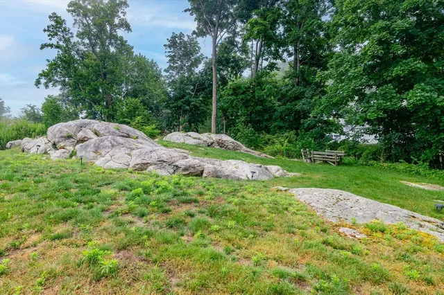 $2,425 | 660 Jerusalem Road, Unit 4, Cohasset, MA 02025