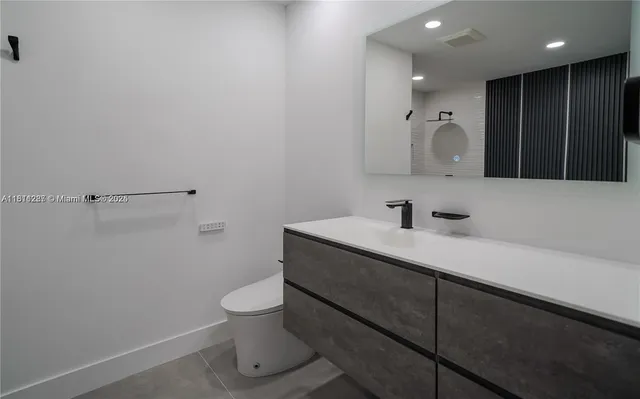 $2,495,000 | 8390 Southwest 64th Street, Miami, FL 33143