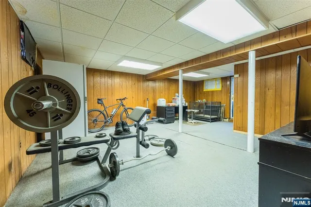 $599,000 | 1806 Rensselaer Road, Teaneck, NJ 07666