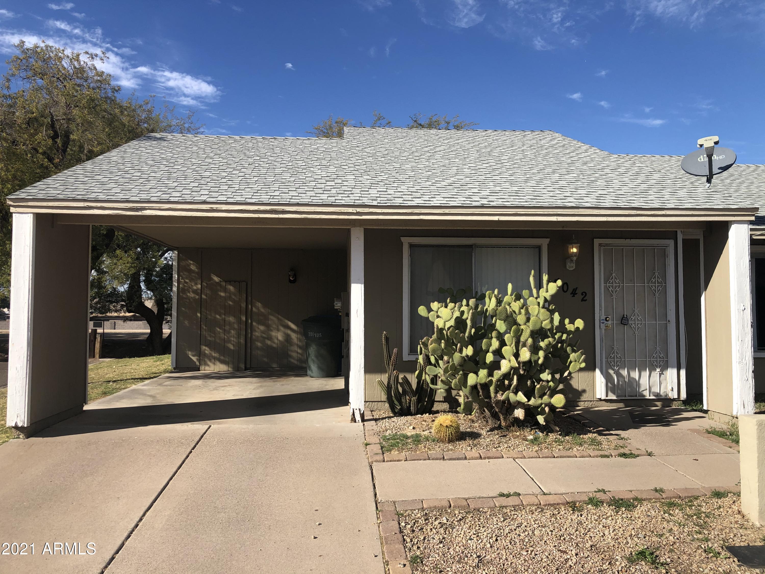4042 East Carson Road Phoenix, AZ 85042 - Photo 1 of 28 IMG_3214