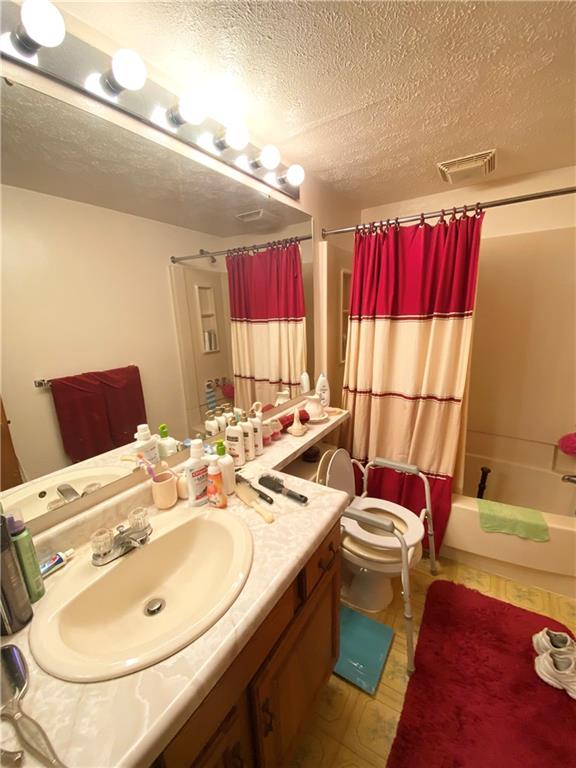 141 Overbeck Street Pittsburgh, PA 15212 - Photo 15 of 20 a bathroom with a sink and a mirror