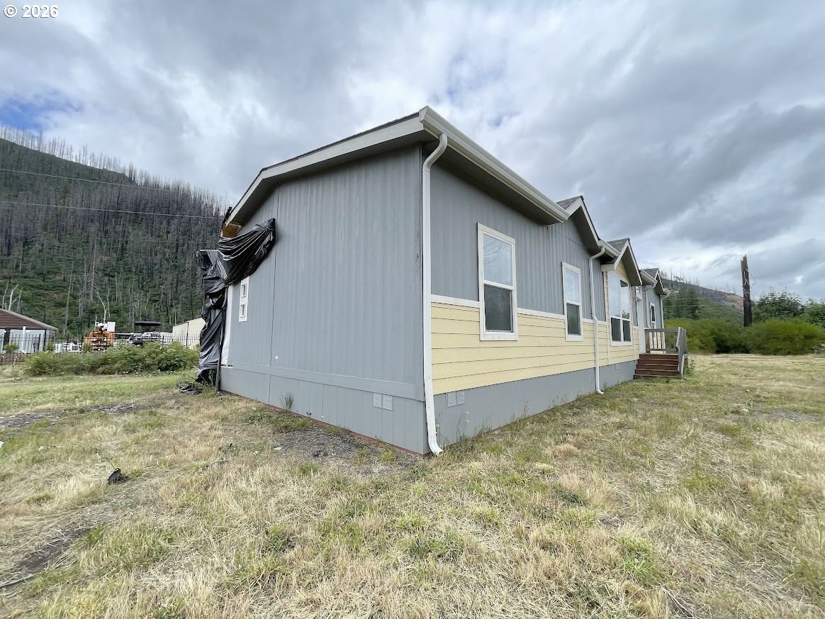 91163 Yeager Road Blue River, OR 97413 - Photo 7 of 29