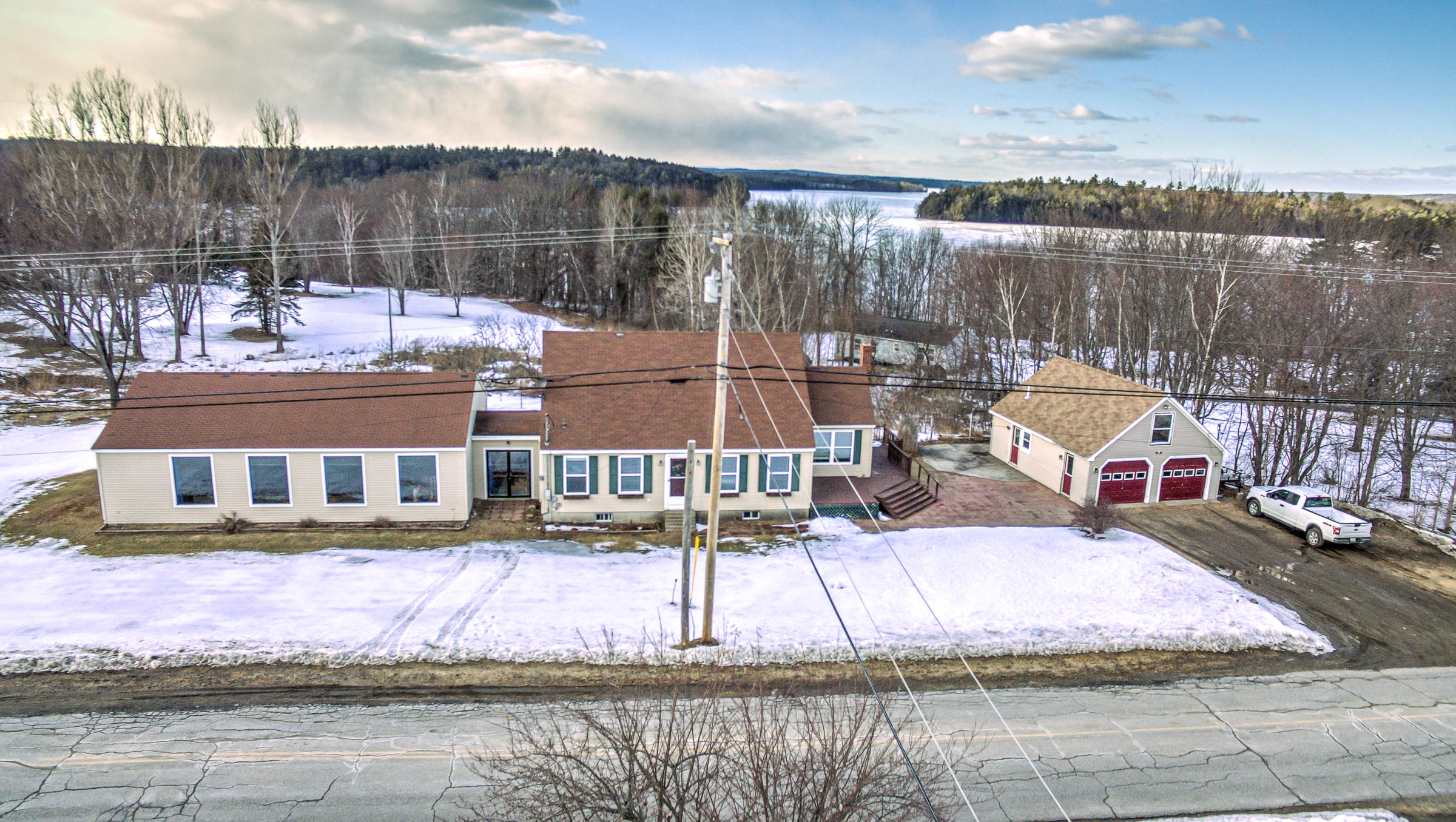 6 Pond Road South China, ME 04358 - Photo 2 of 52 107917-ae-1