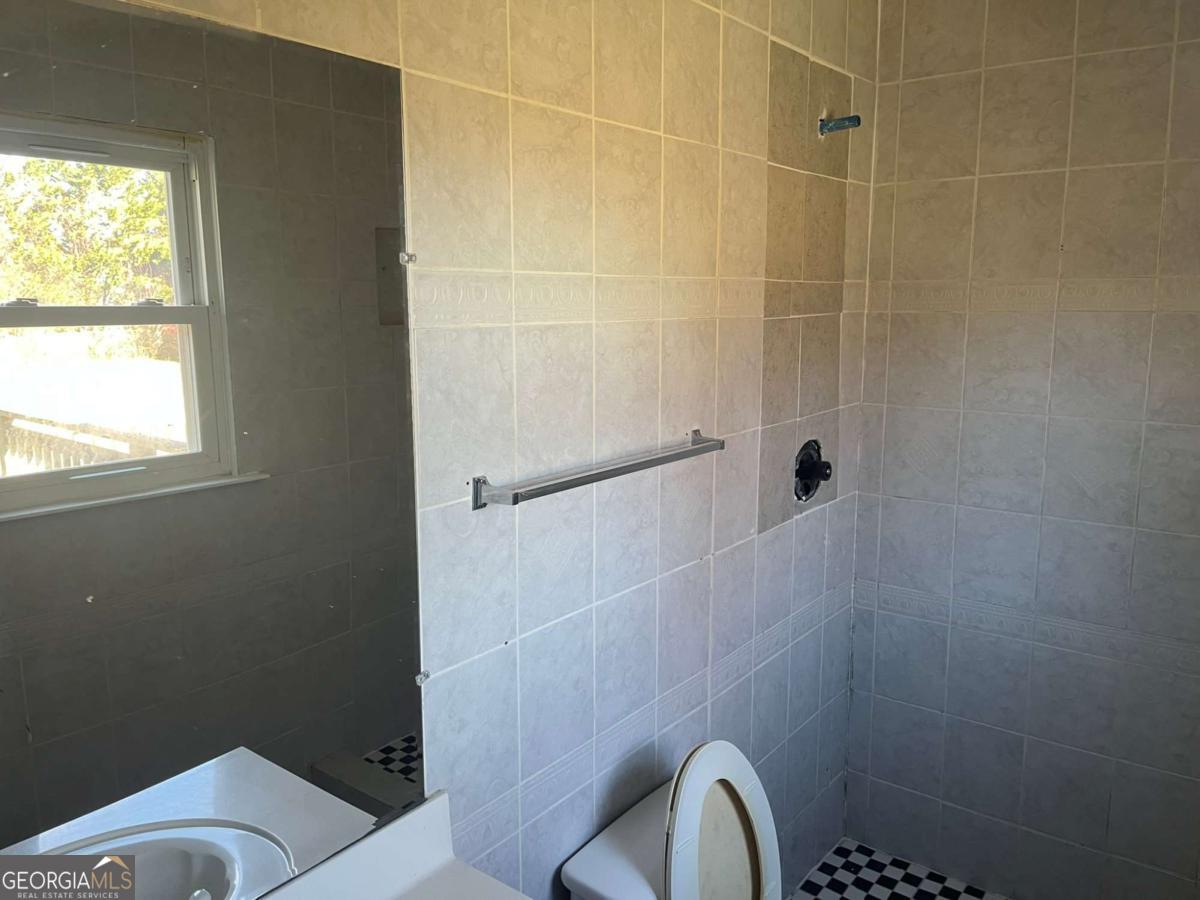 1301 Hickory Ridge Trail Auburn, GA 30011 - Photo 18 of 20