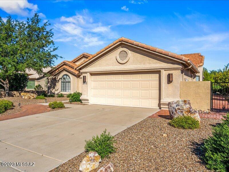 36954 South Highland Ridge Drive Tucson, AZ 85739 - Photo 2 of 31