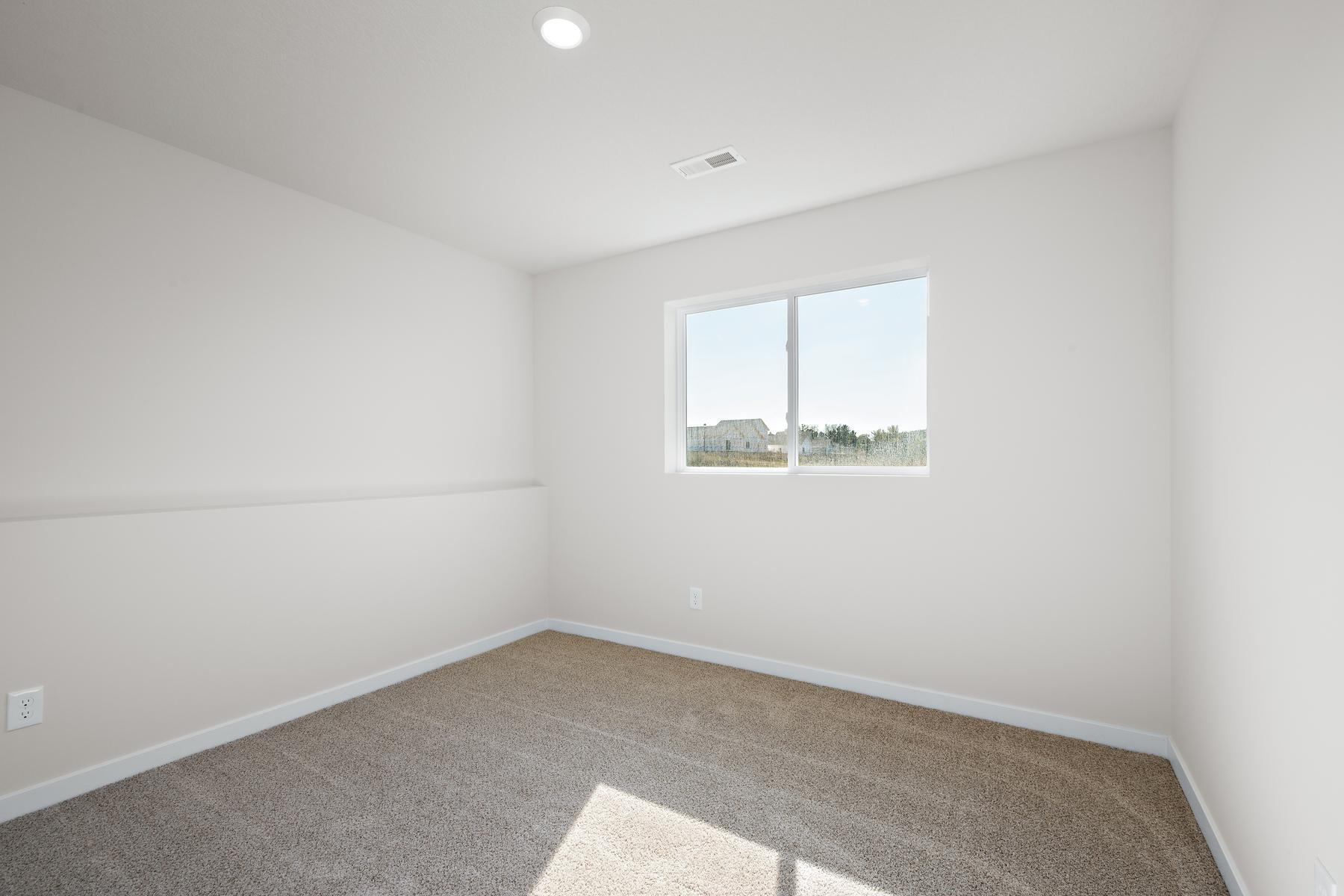 606 Redwood Loop North Cambridge, MN 55008 - Photo 16 of 23